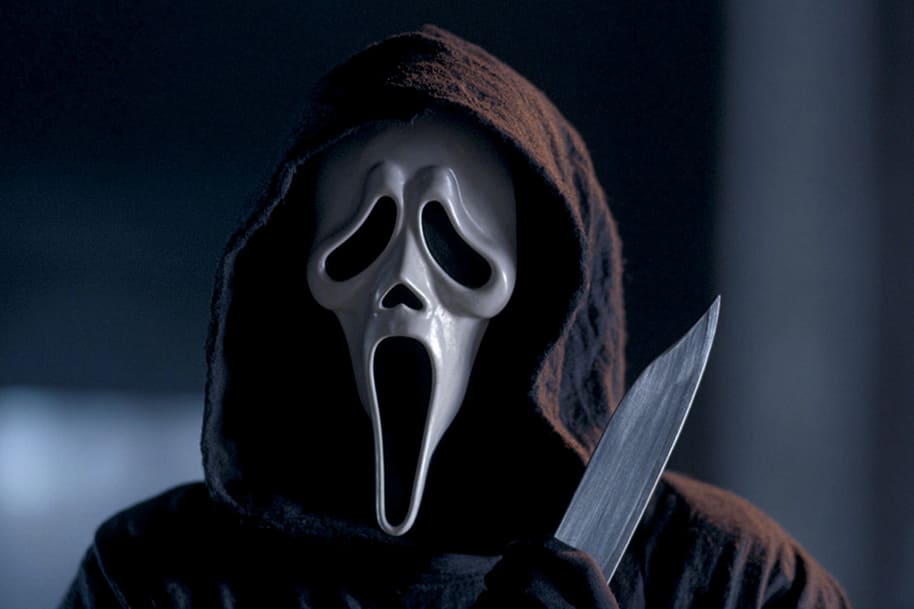 Ghostface holding knife!